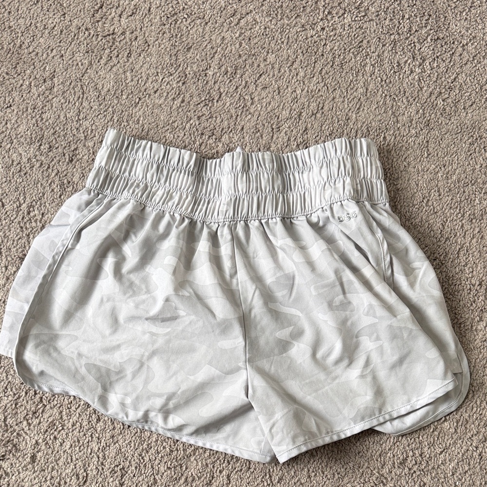 DSG Women's Light Gray Athletic Shorts